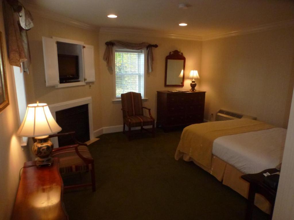 Quality Inn At General Lee'S Headquarters ゲティスバーグ エクステリア 写真